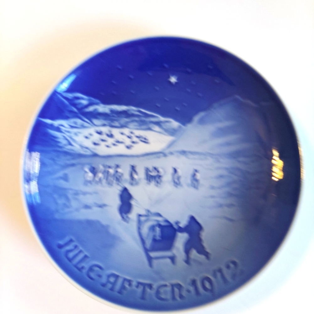 Vintage Bing & Grondahl 1972 Christmas Plate